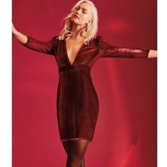 Brand New Express Velvet Dress in Burgandy - Picture 2 of 3